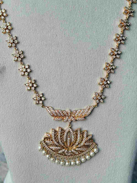 H0100  Lotus Haram