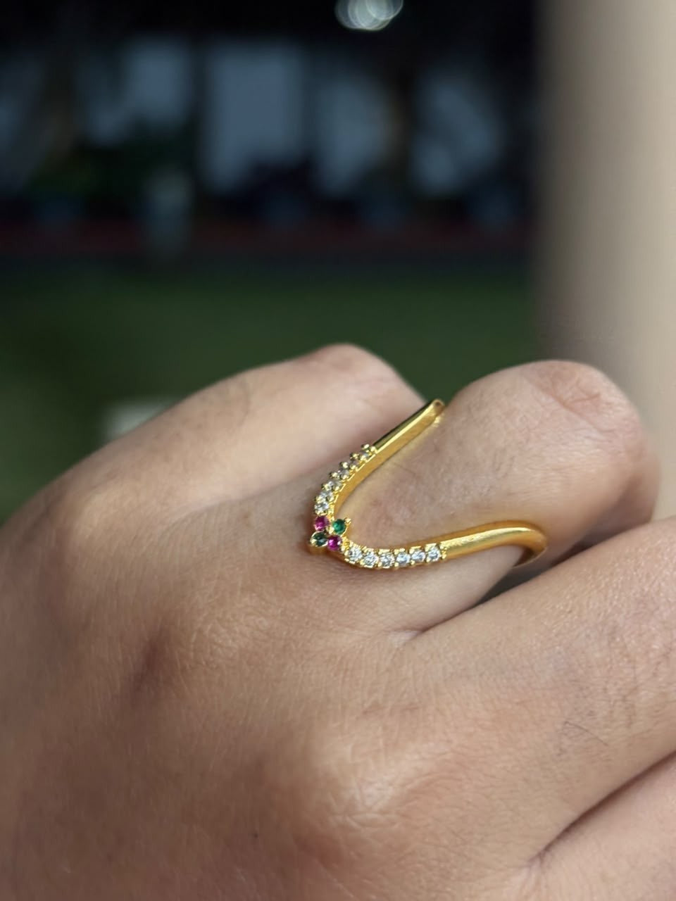 R0012 flower stone vangi ring