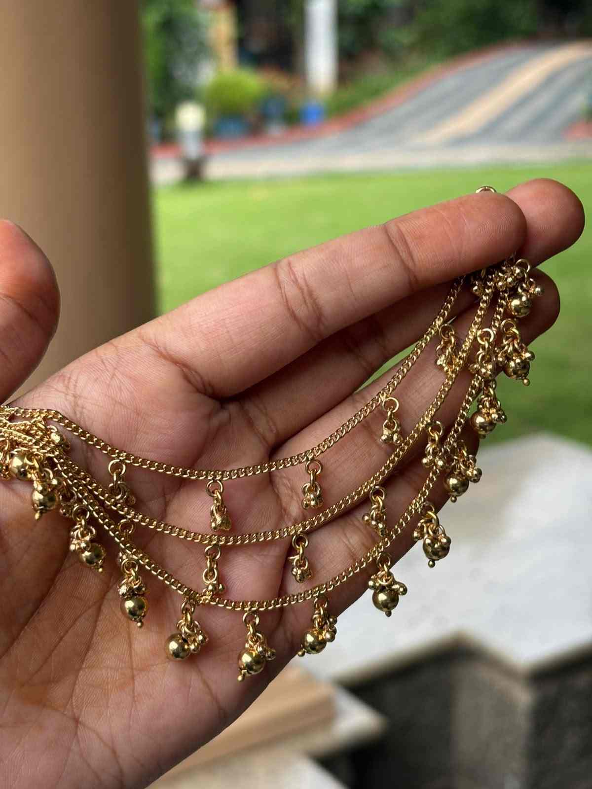 EC028 Ear chain 4 Layer