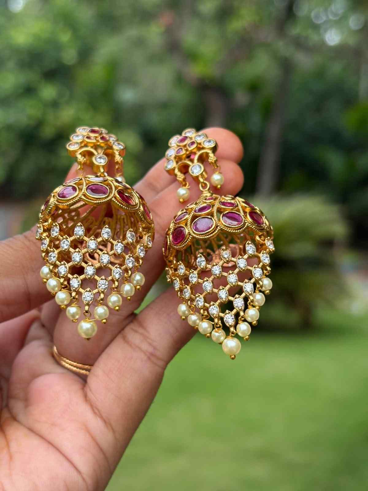 J0229 Kemp Stone Bridal Jhumka