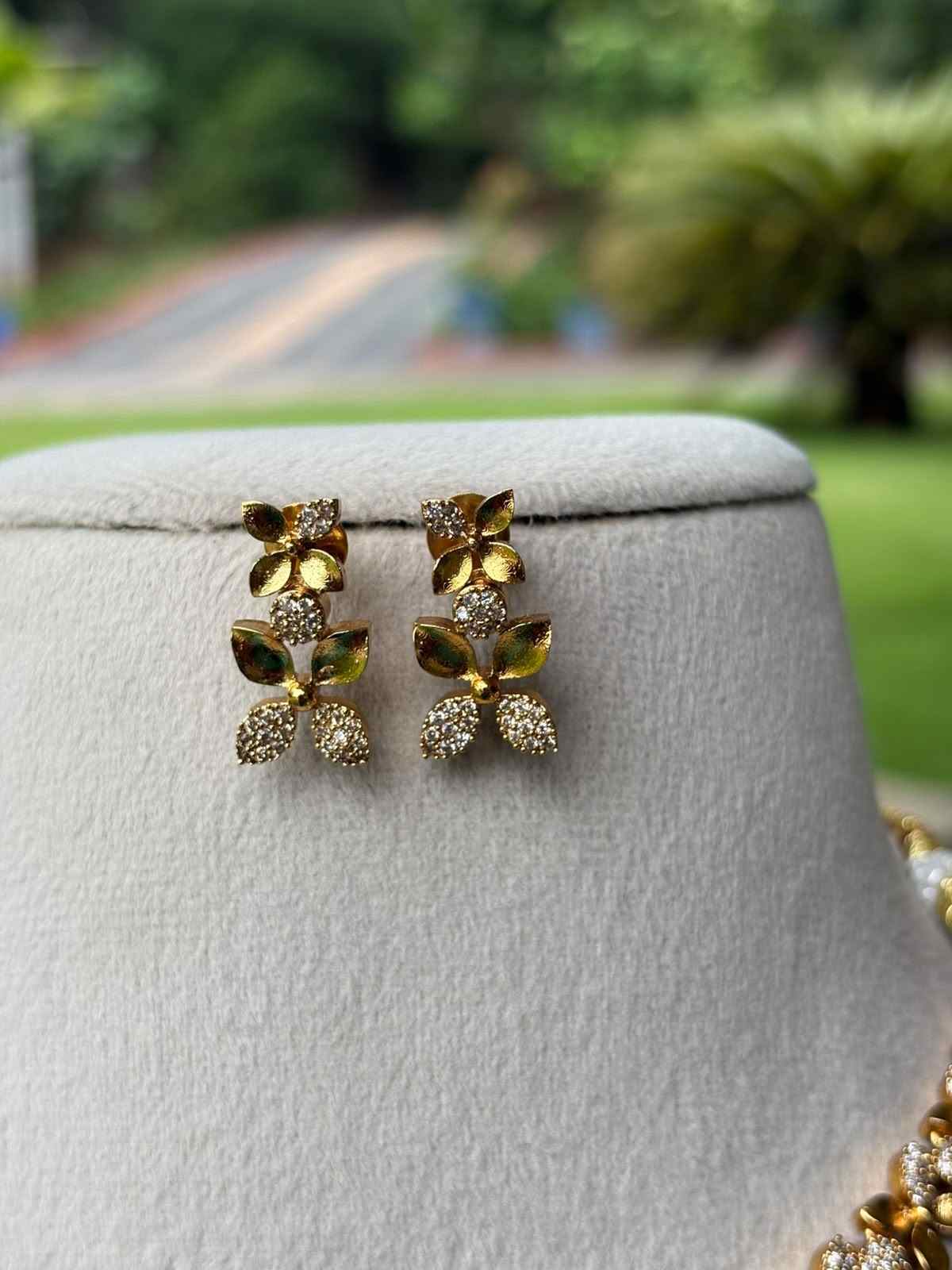 N0342 Butterfly Pattern AD Stone Necklace