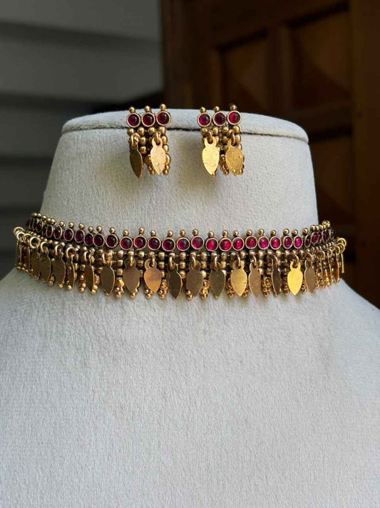 N0317 Ellakathali Antique chocker red stone