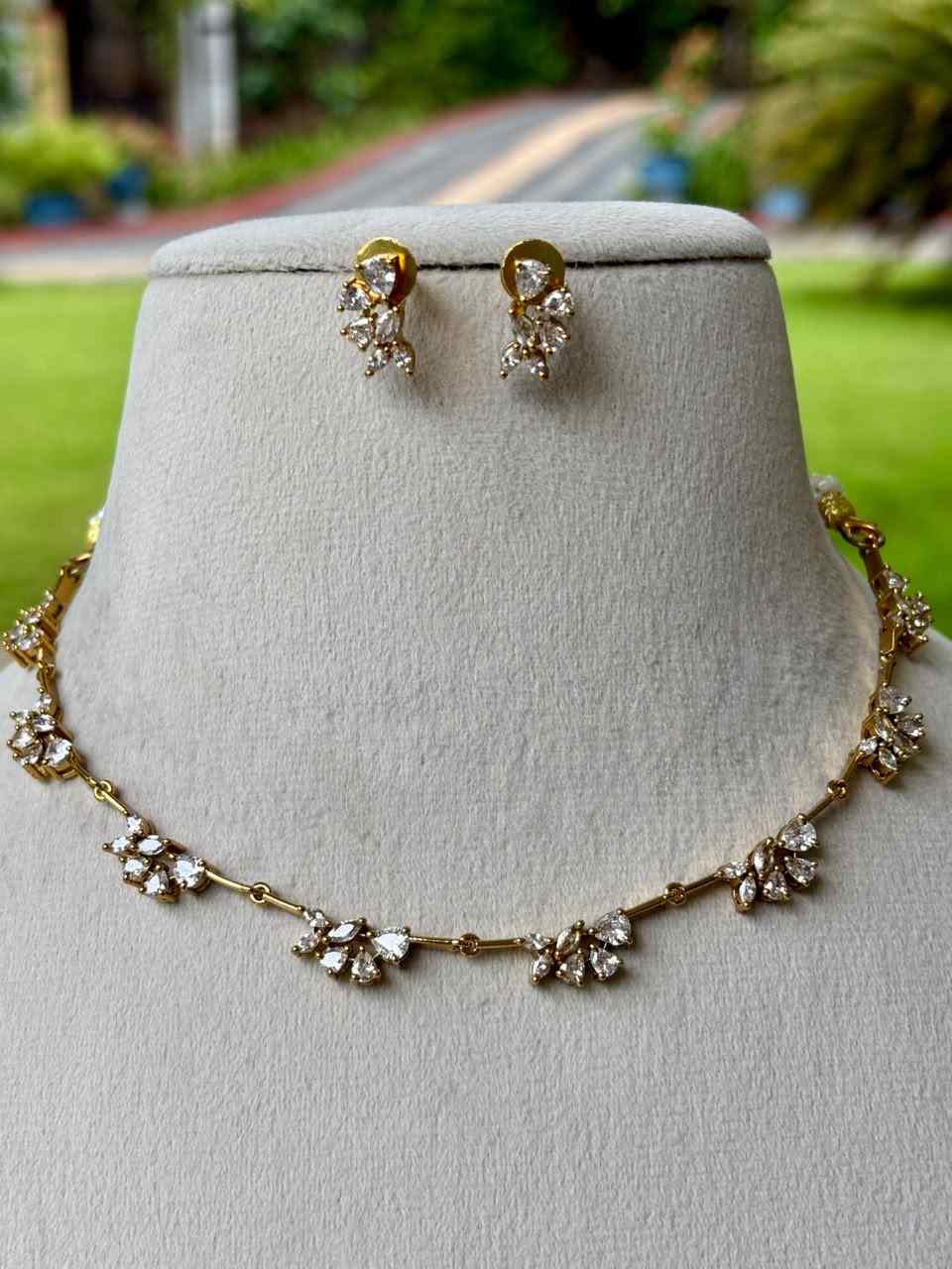 N0028  Simple Stone Necklace