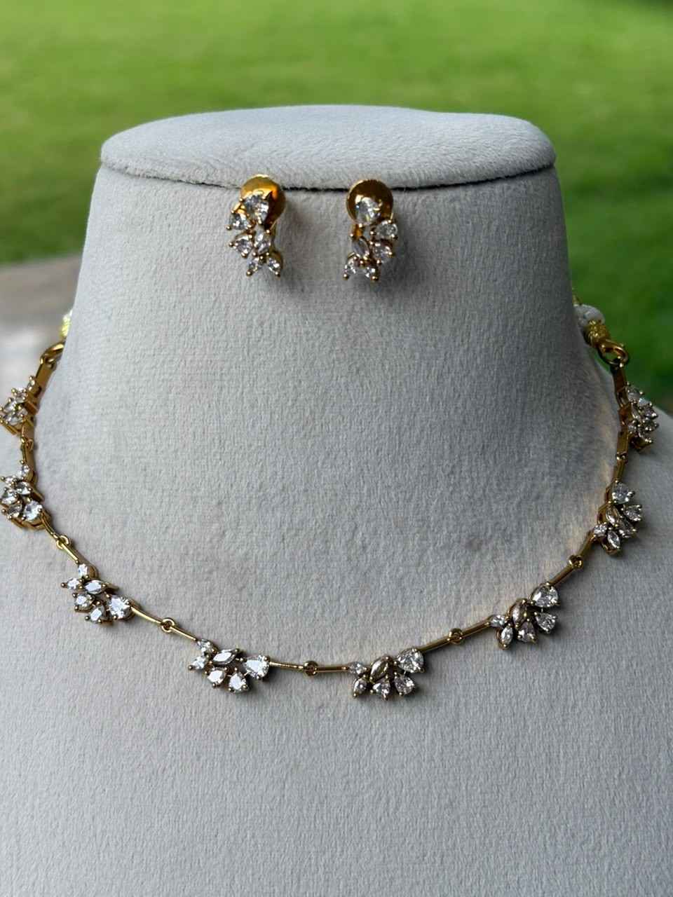 N0028  Simple Stone Necklace