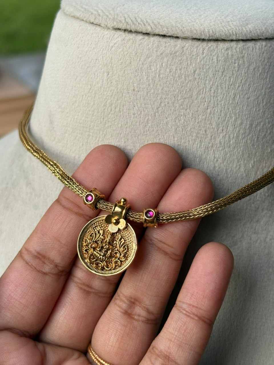 N0349 Single Coin necklace