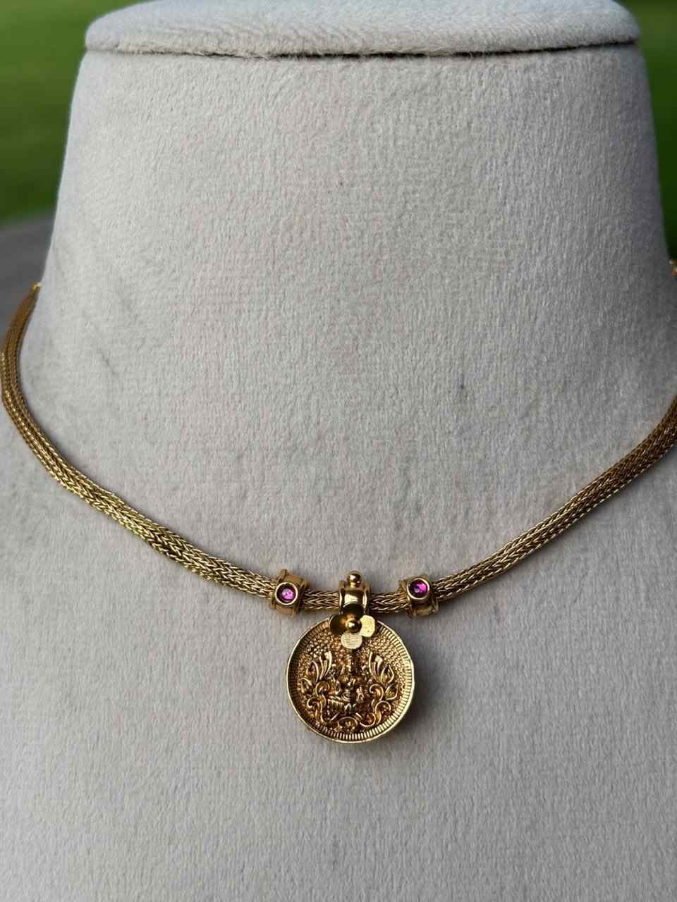 N0349 Single Coin necklace