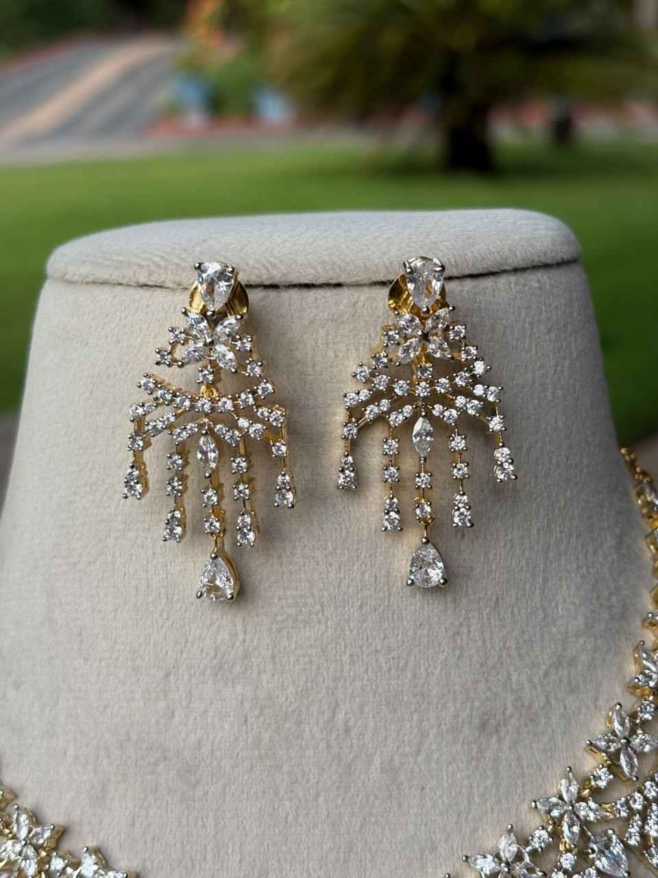 N0080 Bridal Diamond Necklace