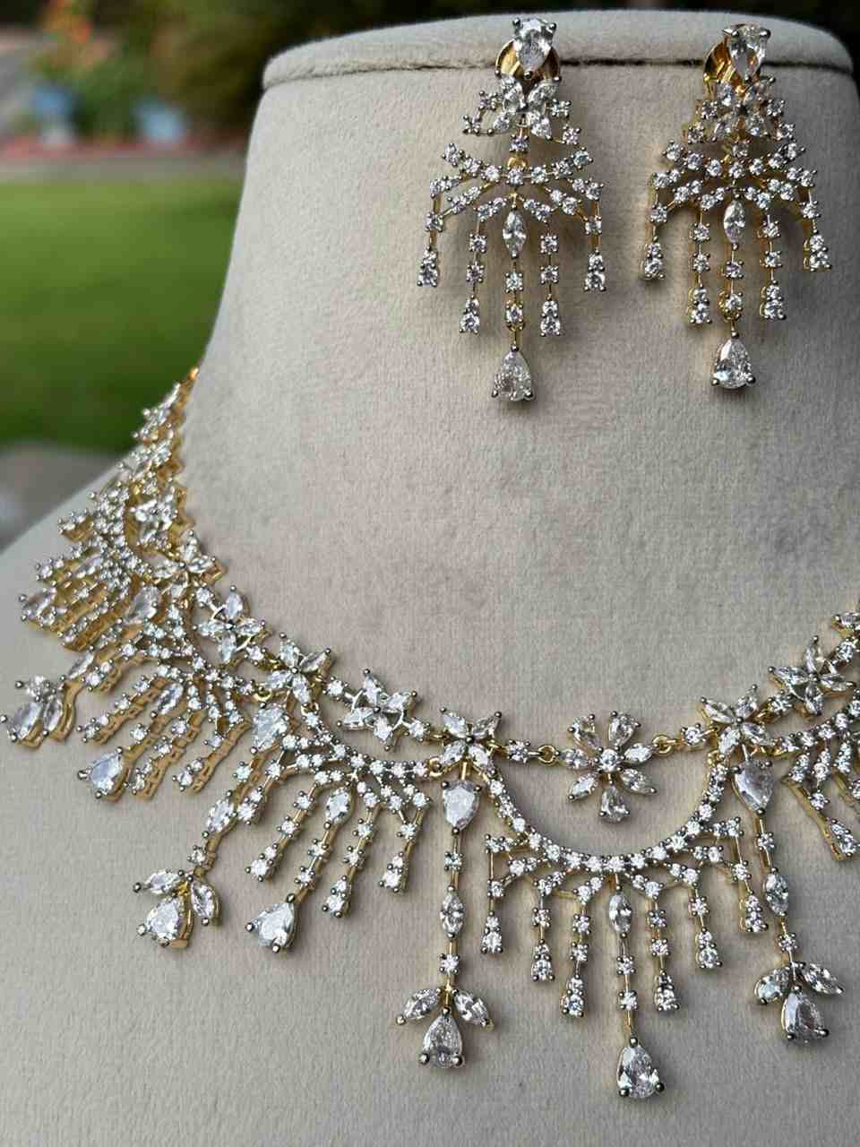 N0080 Bridal Diamond Necklace