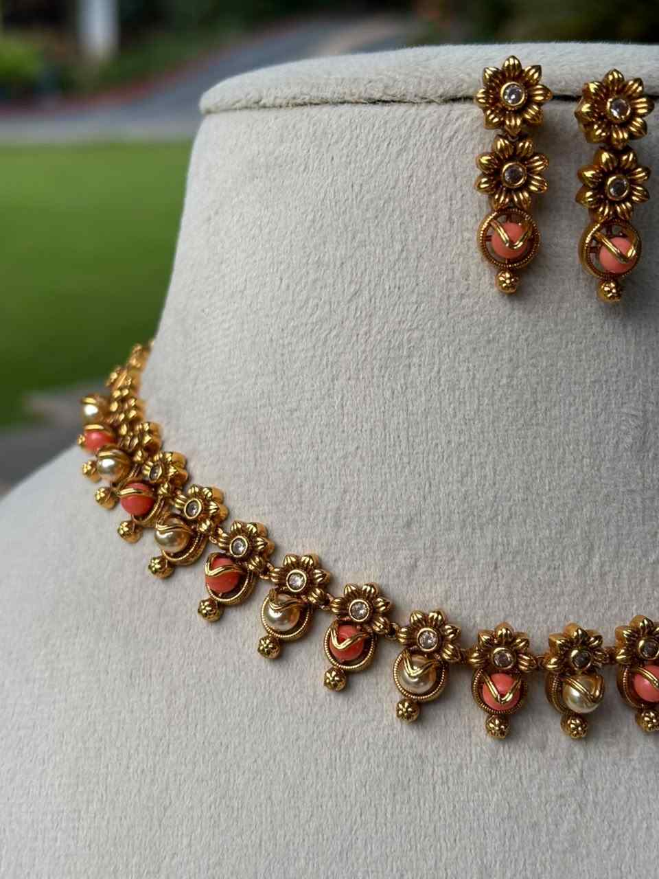 N0351 Unique Pearl Necklace