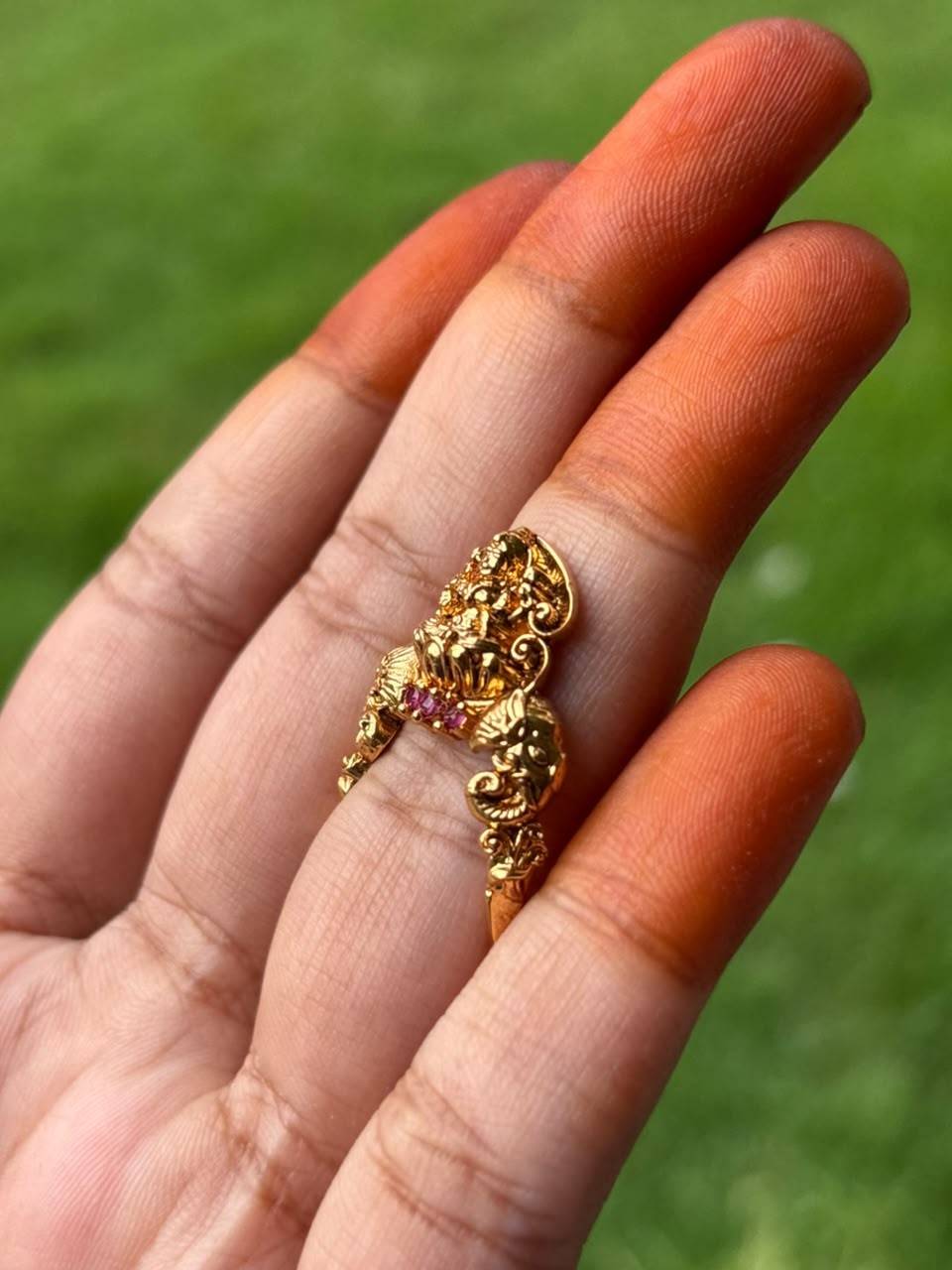 R0020 Premium Lakshmi Vangi Ring