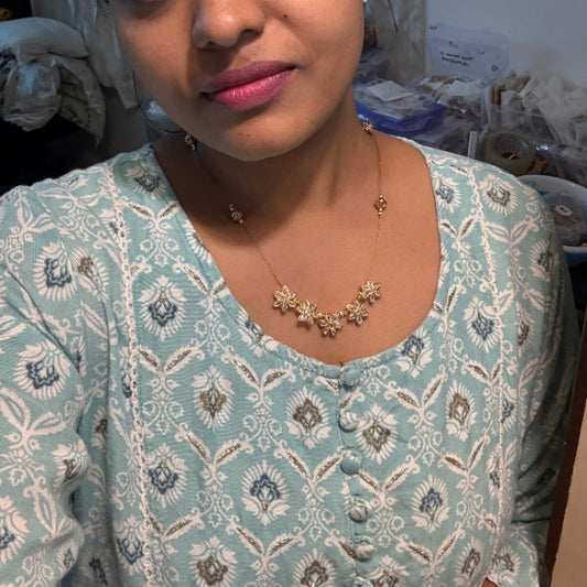 Invisible Flower Stone Chain N0025