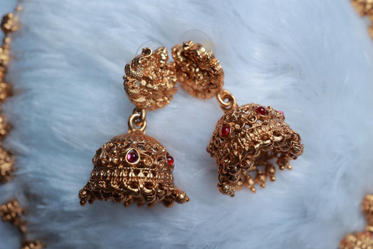 Matte Finish Premium Look Chettinad Design Ball Chain Lakshmi With Side Two Pillars Middle Length Haram with Gold Beads H0015-CT70