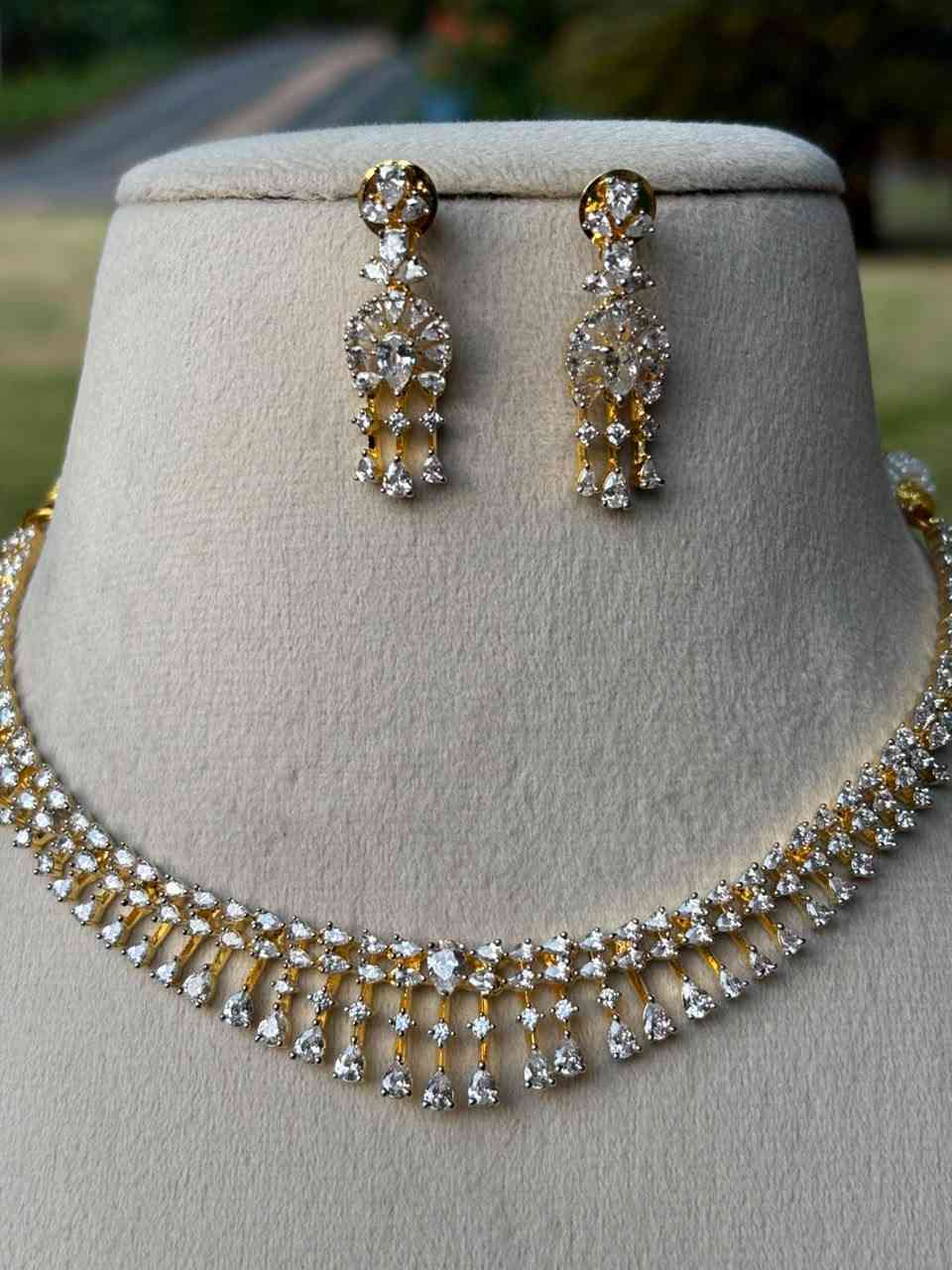 N0028  Rhodium Finish  diamond Replica Necklace