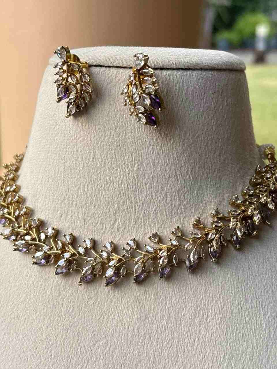 N0026 AD White & Sapphire Stone Necklace