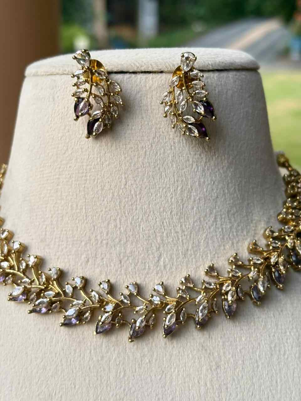 N0026 AD White & Sapphire Stone Necklace