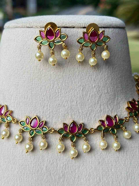 N0104 Lotus Necklace