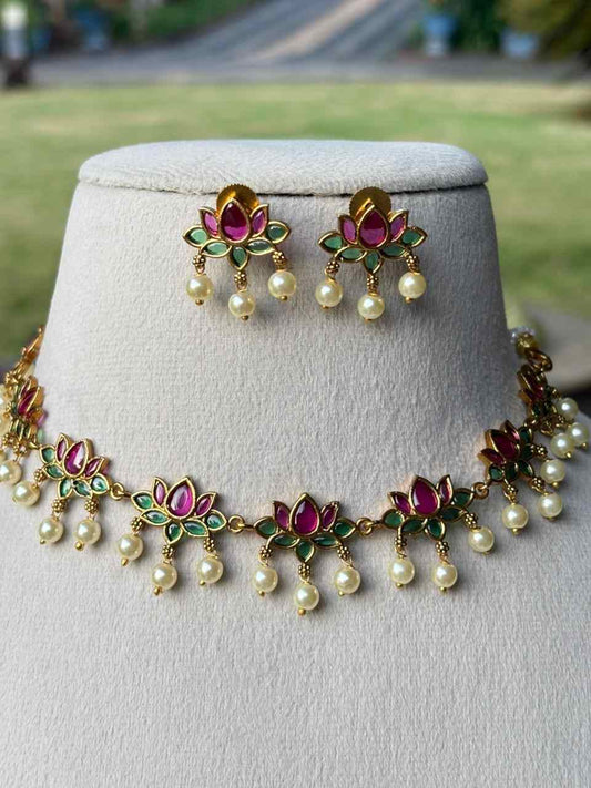 N0104 Lotus Necklace