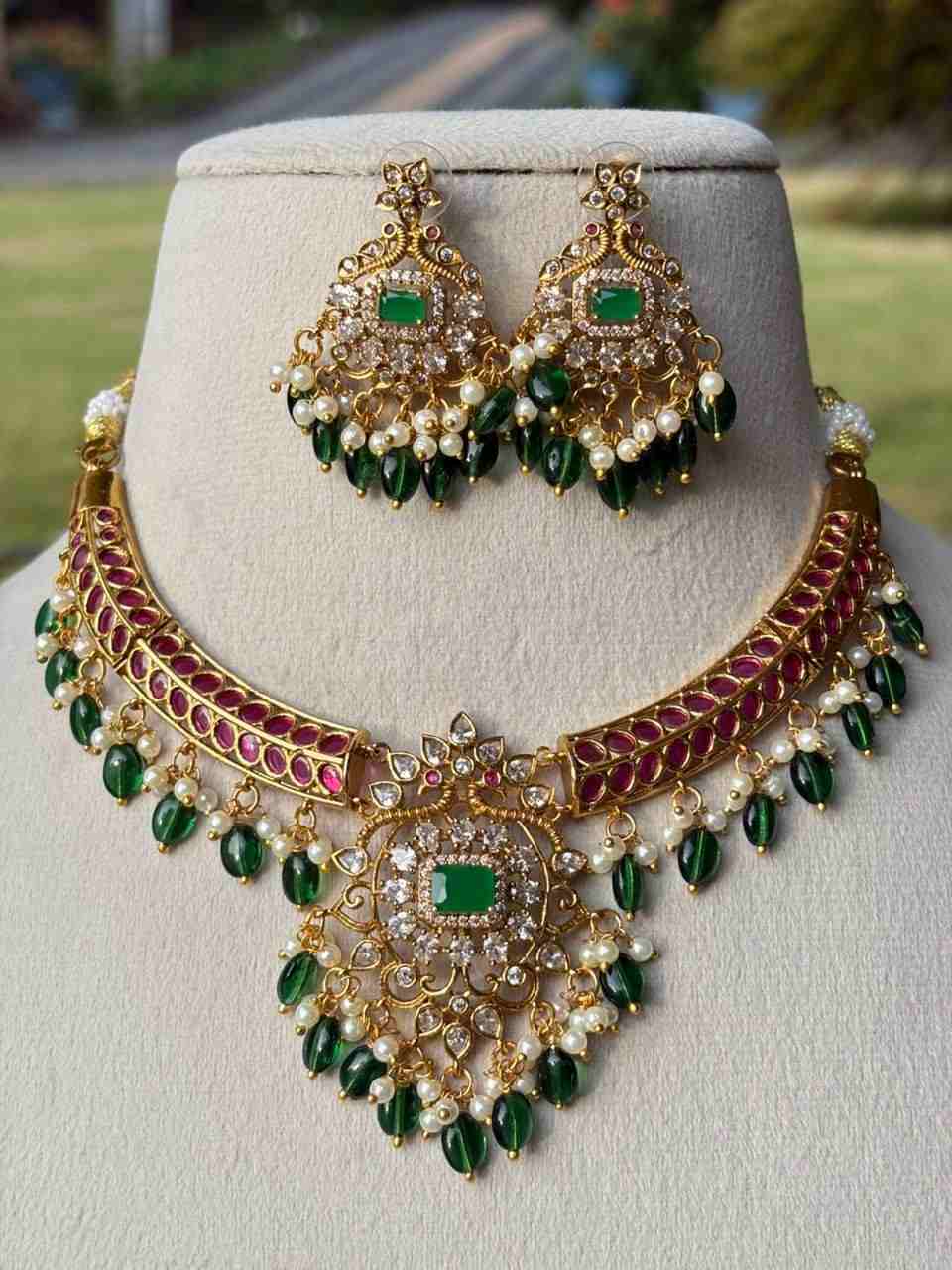 N0102 Madonna inspired hasli Kante type necklace