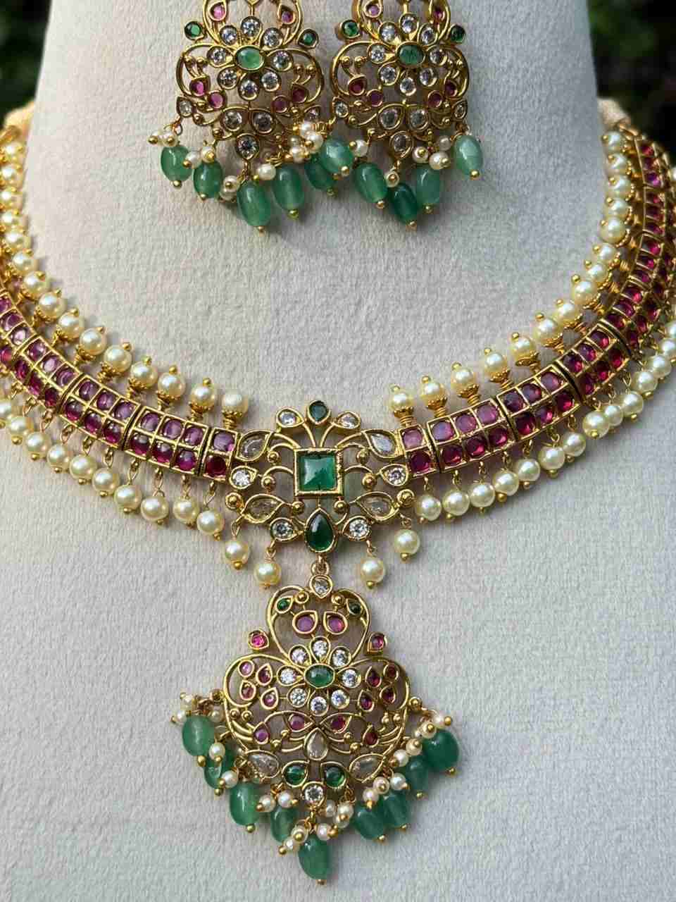 N0101 Traditional Kundan Stones Necklace