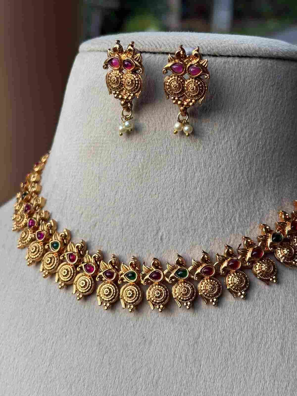 N0051 Peacock Necklace Matte Finish