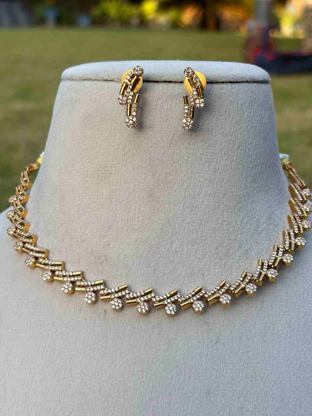 N0064 Minimal Diamond Replica Necklace