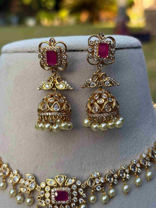 N0060 White and Ruby Stone necklace