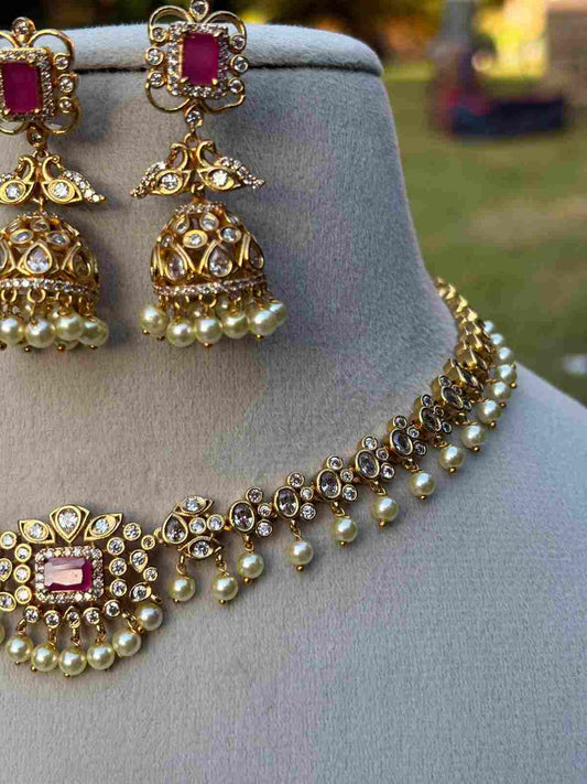 N0060 White and Ruby Stone necklace