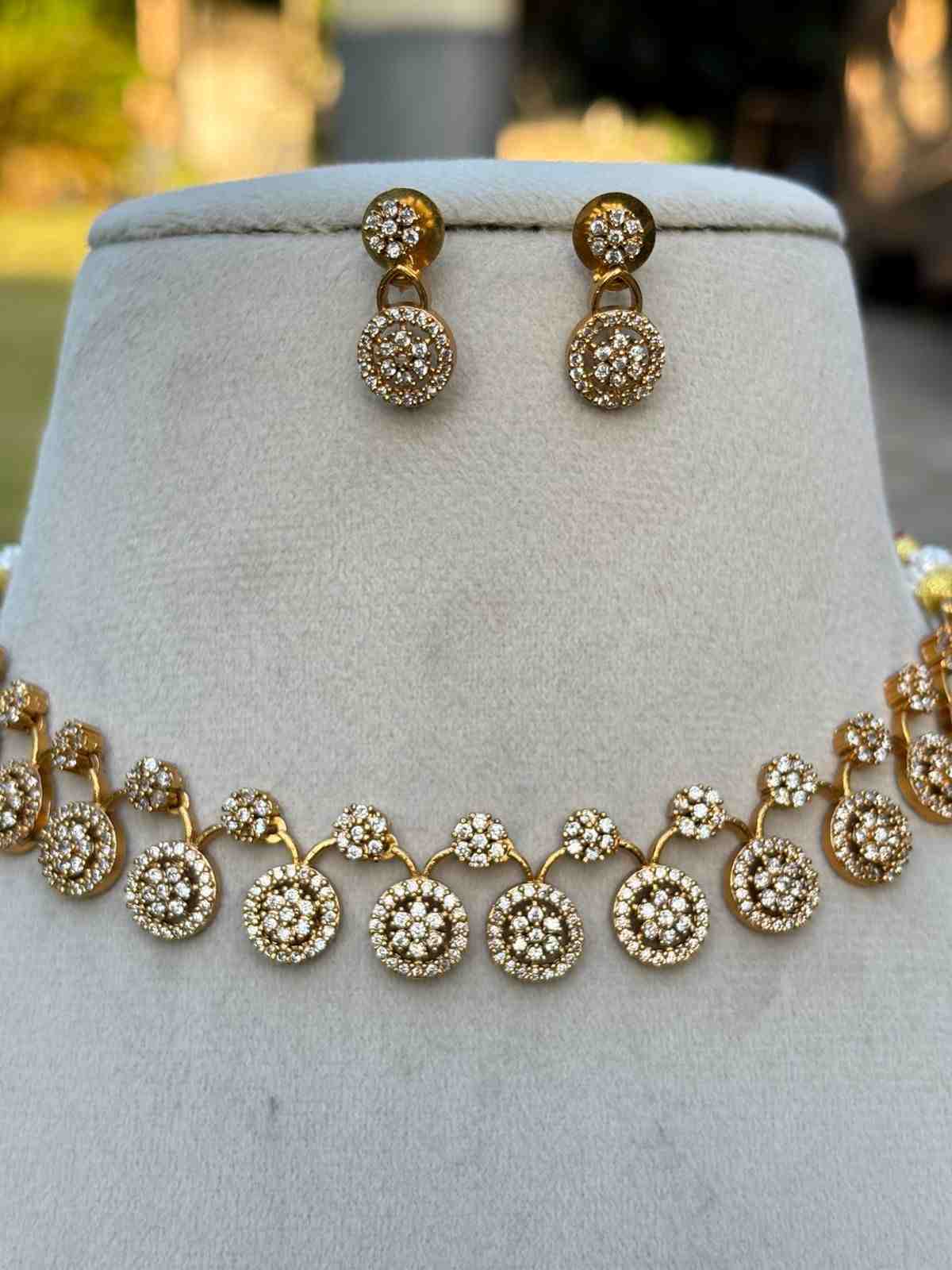 N0062 Stone Floral  Minimal Necklace