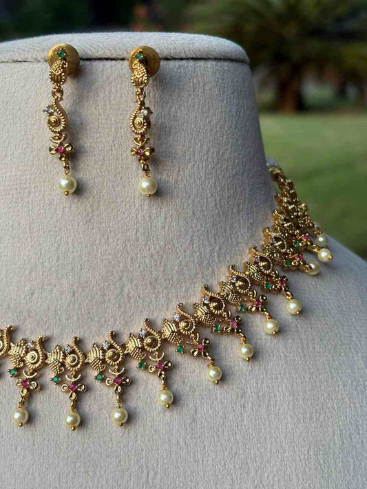 N0049 Minimal Necklace