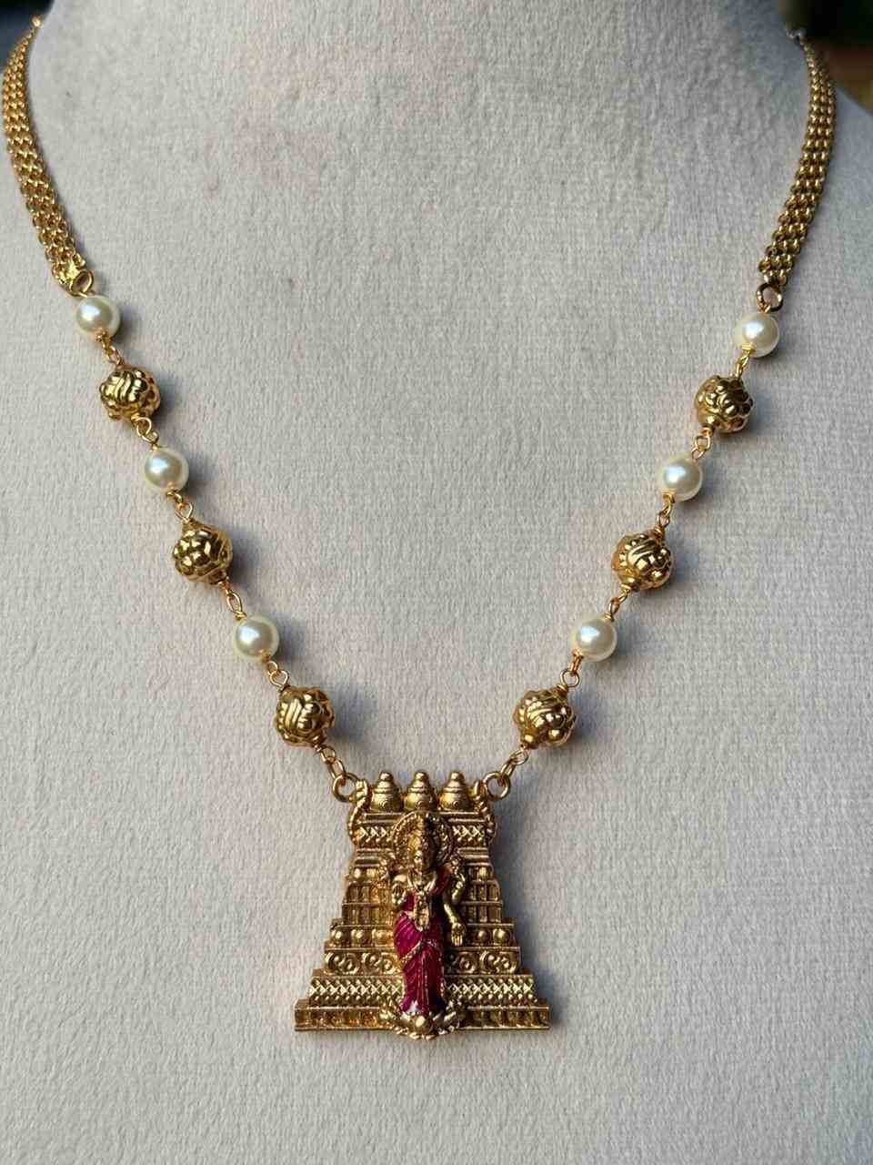 N0034 Middle length Gopuram Meenakshi Chain