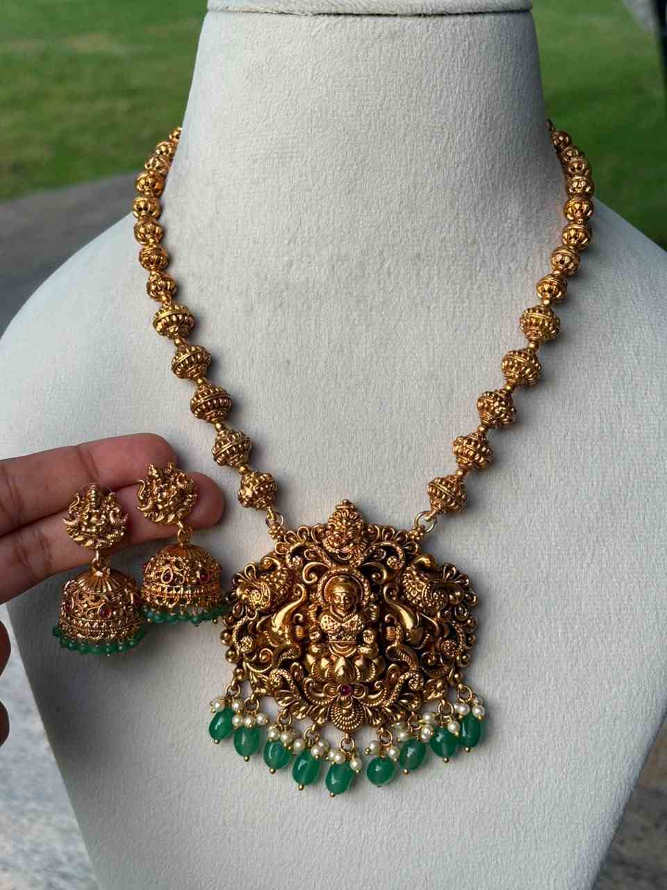H0004 Middle Length Lakshmi Haram