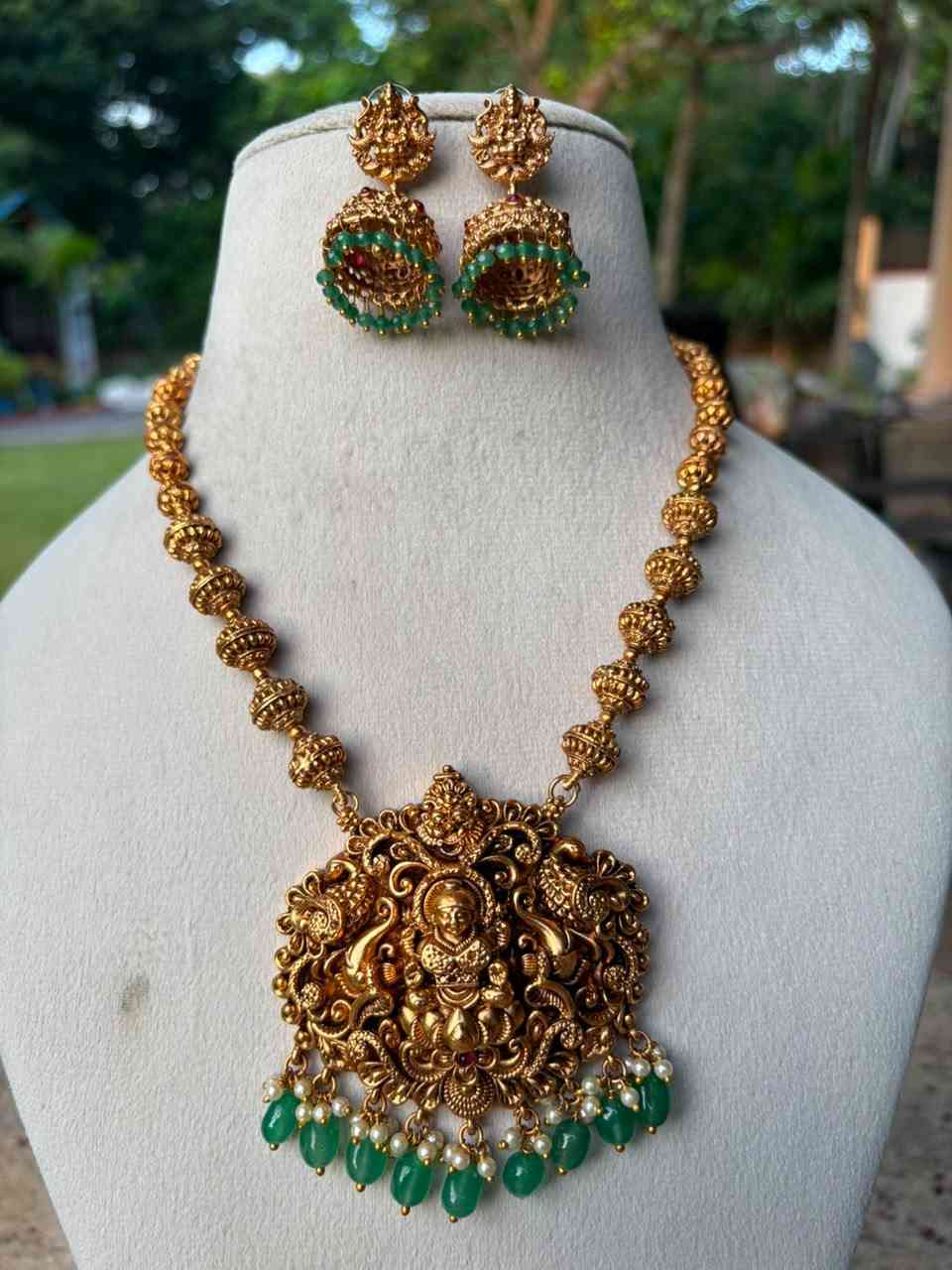 H0004 Middle Length Lakshmi Haram