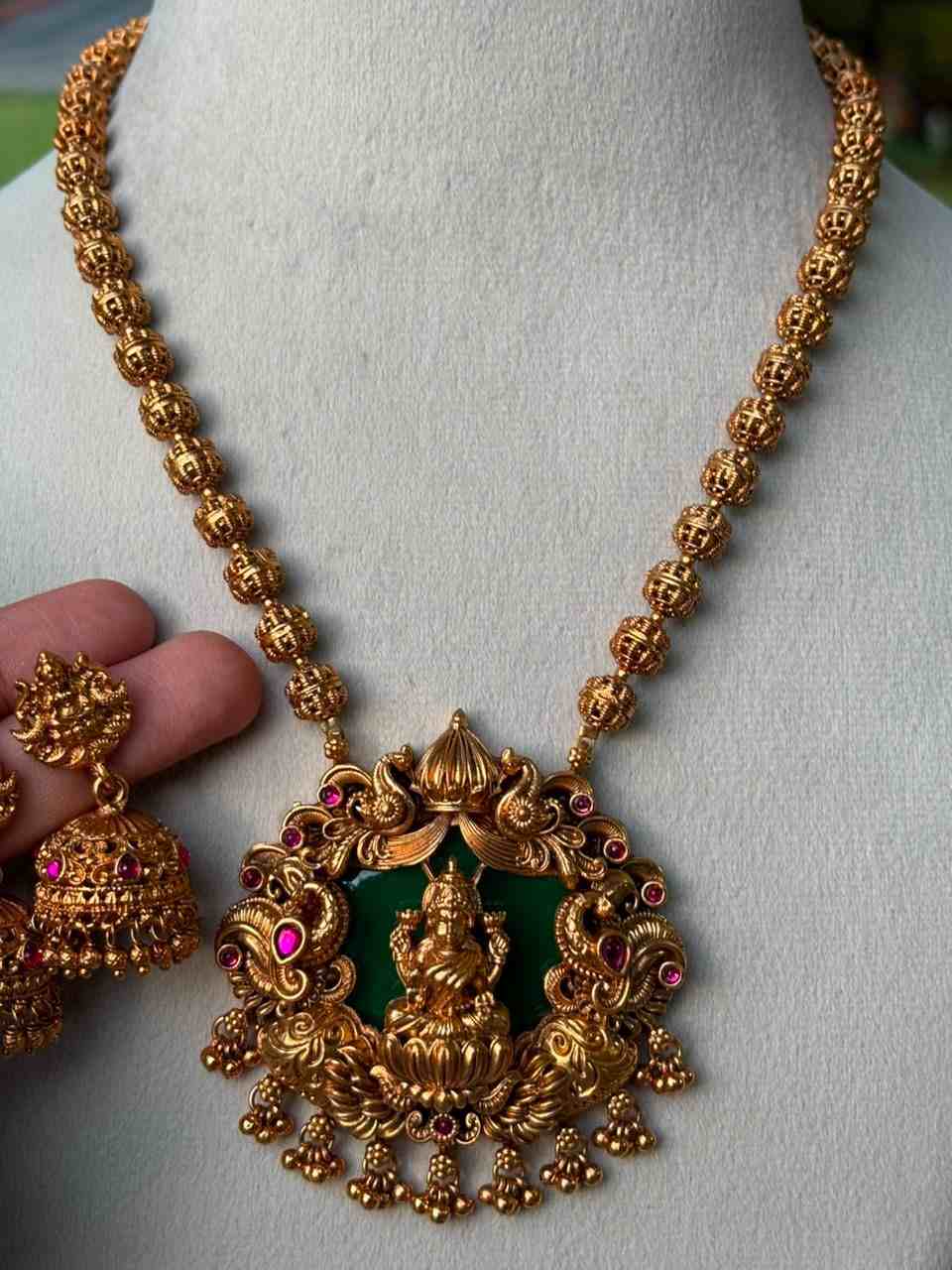 H0077 Lakshmi Middle Length Haram