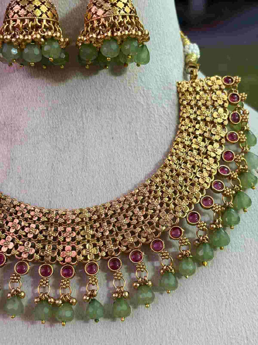 N0086 Floral Pattern Bridal Necklace with green Beads