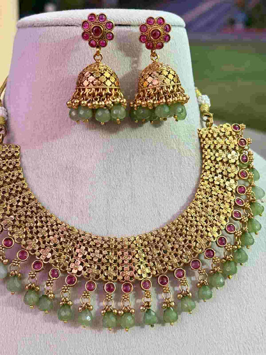 N0086 Floral Pattern Bridal Necklace with green Beads