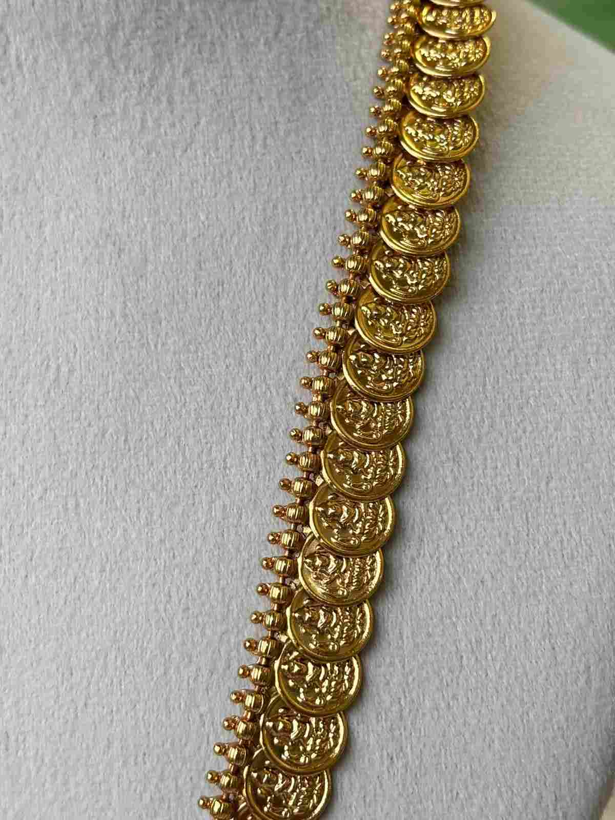 H0010 Coin Haram With Manga motif