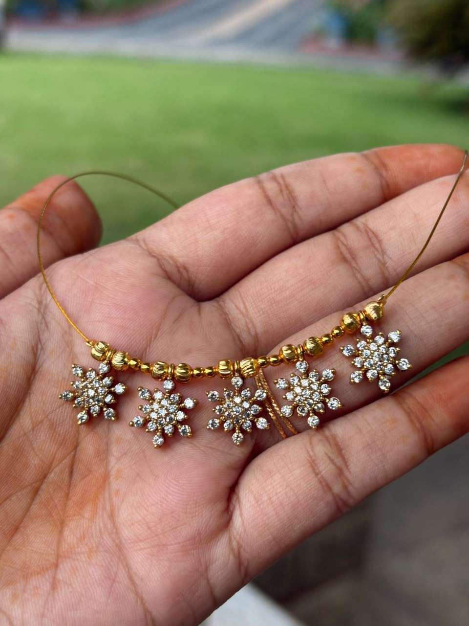 IN019 Flower Pendent Invisible chain