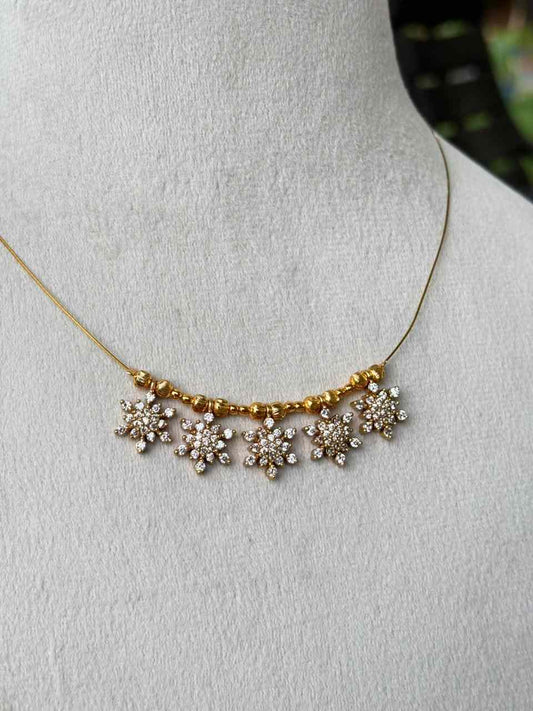 IN019 Flower Pendent Invisible chain