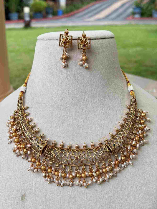 N0083 Hasli Type Floral Design Necklace