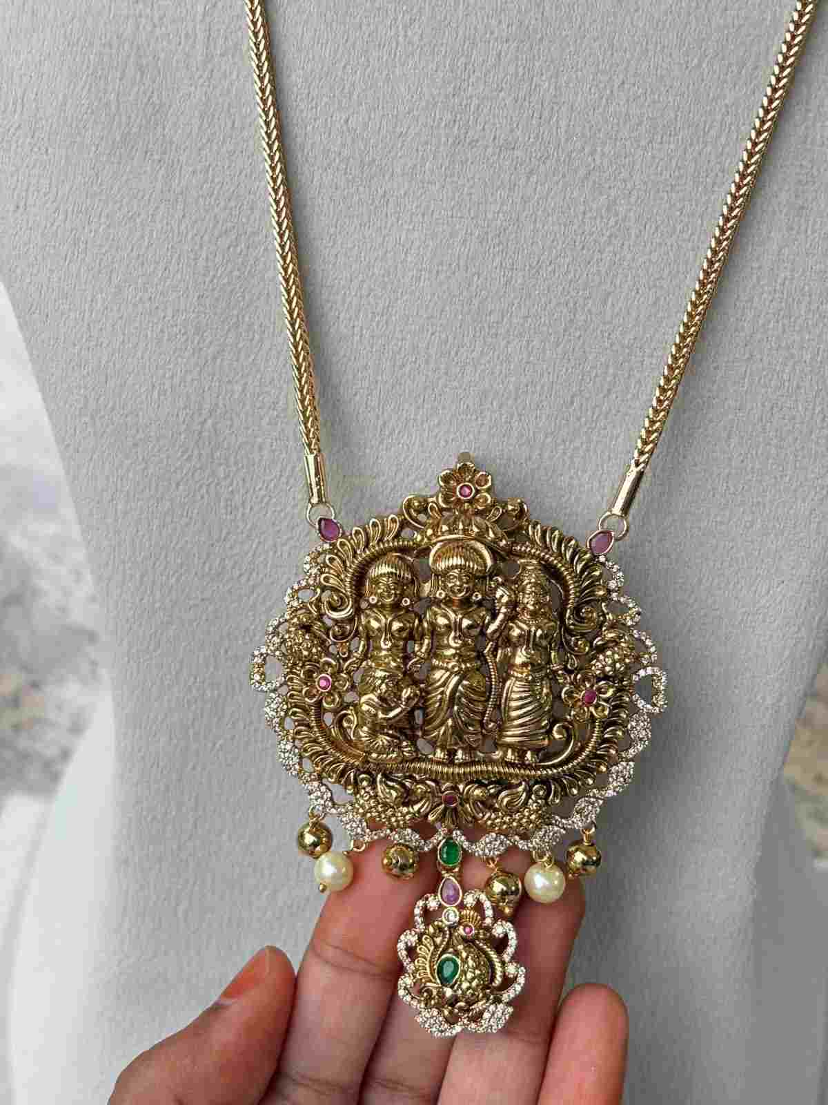 H0018 Dollar Chain
