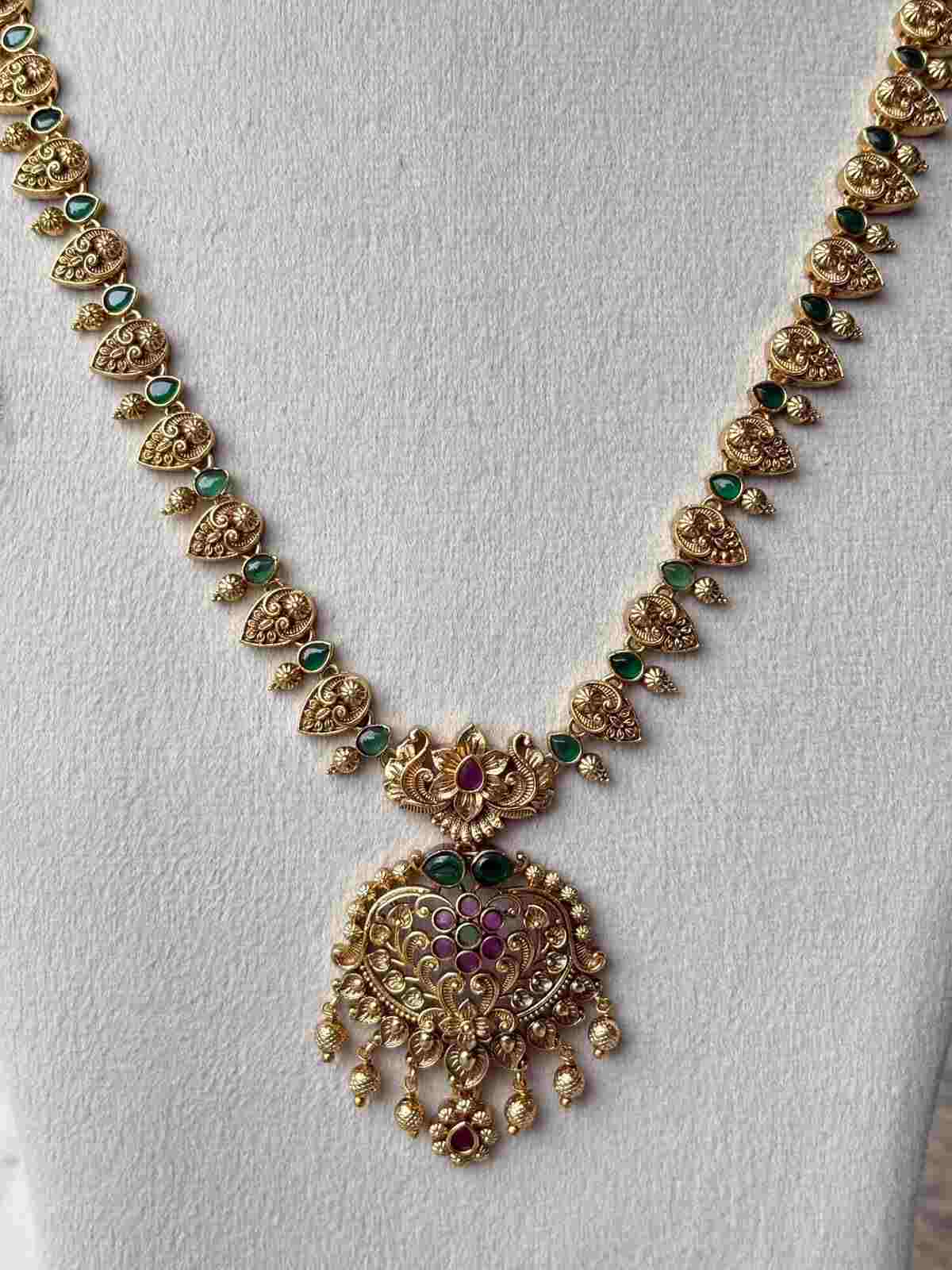 H0060 Floral Haram