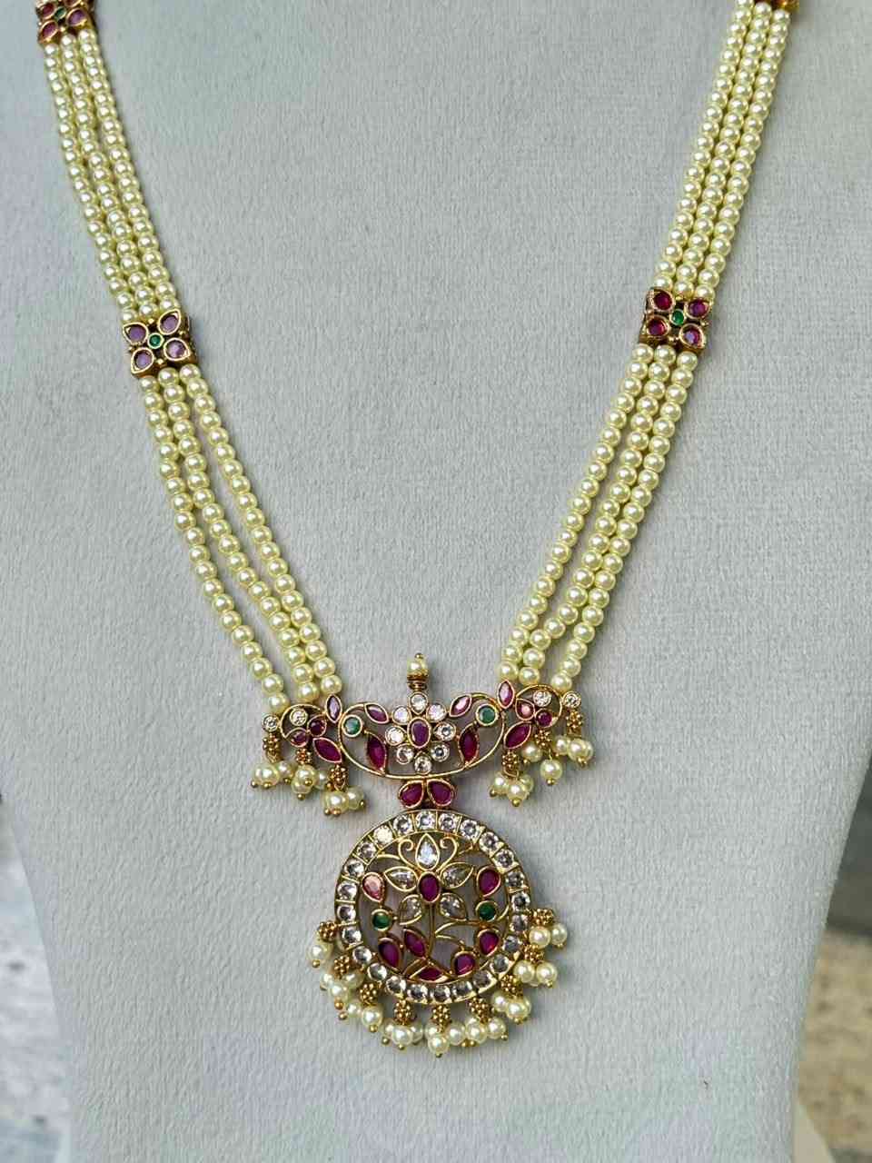 H0033 Floral Pattern Peral Haram