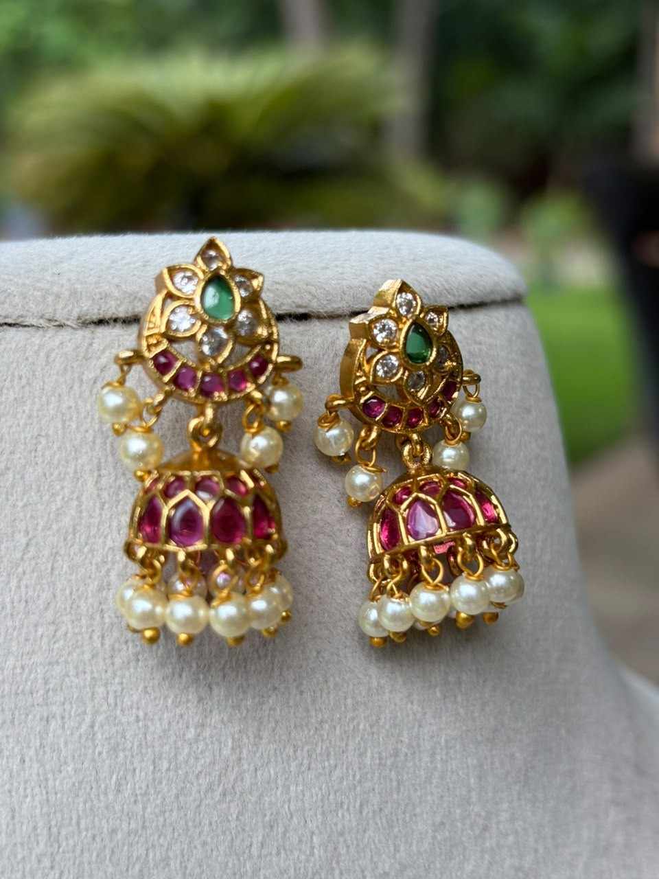 Small size Kemp Stone Jhumka J0011-CO29