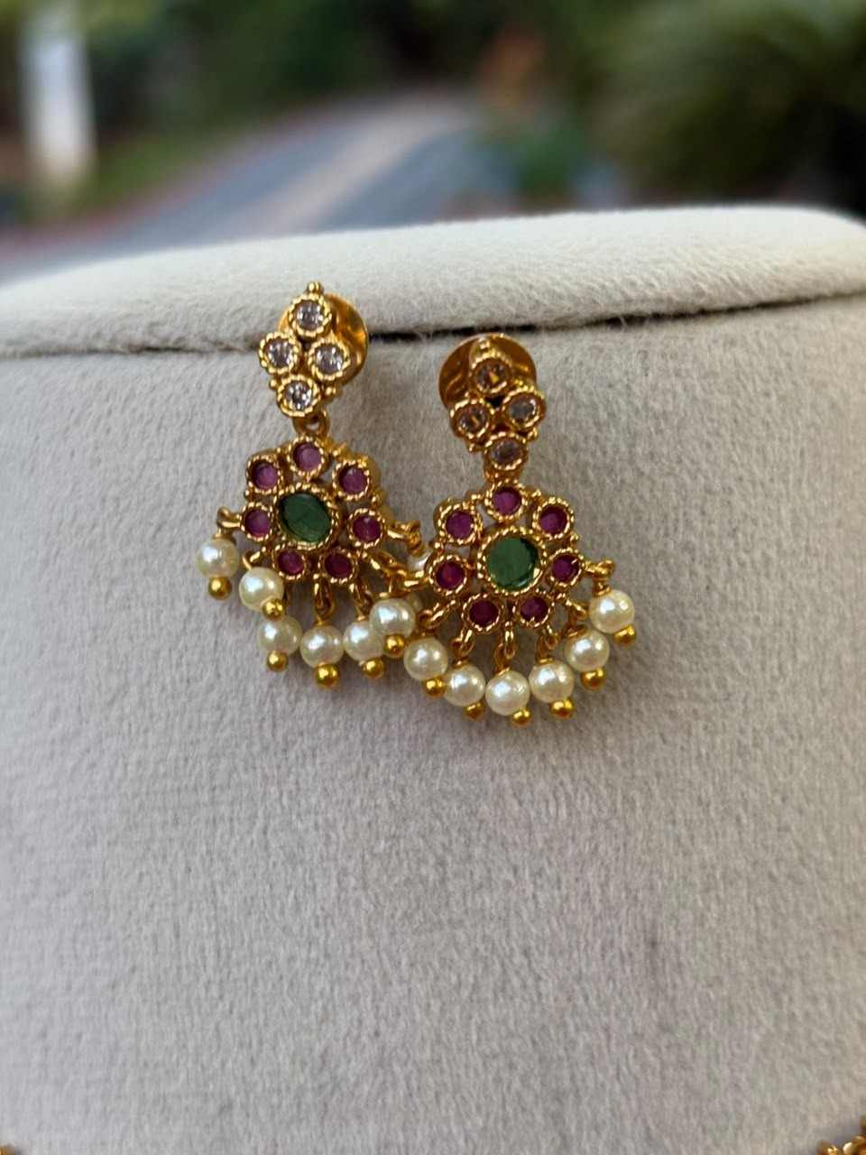 N0201 Nithya Menen inspired kemp Stone Attigai Necklace
