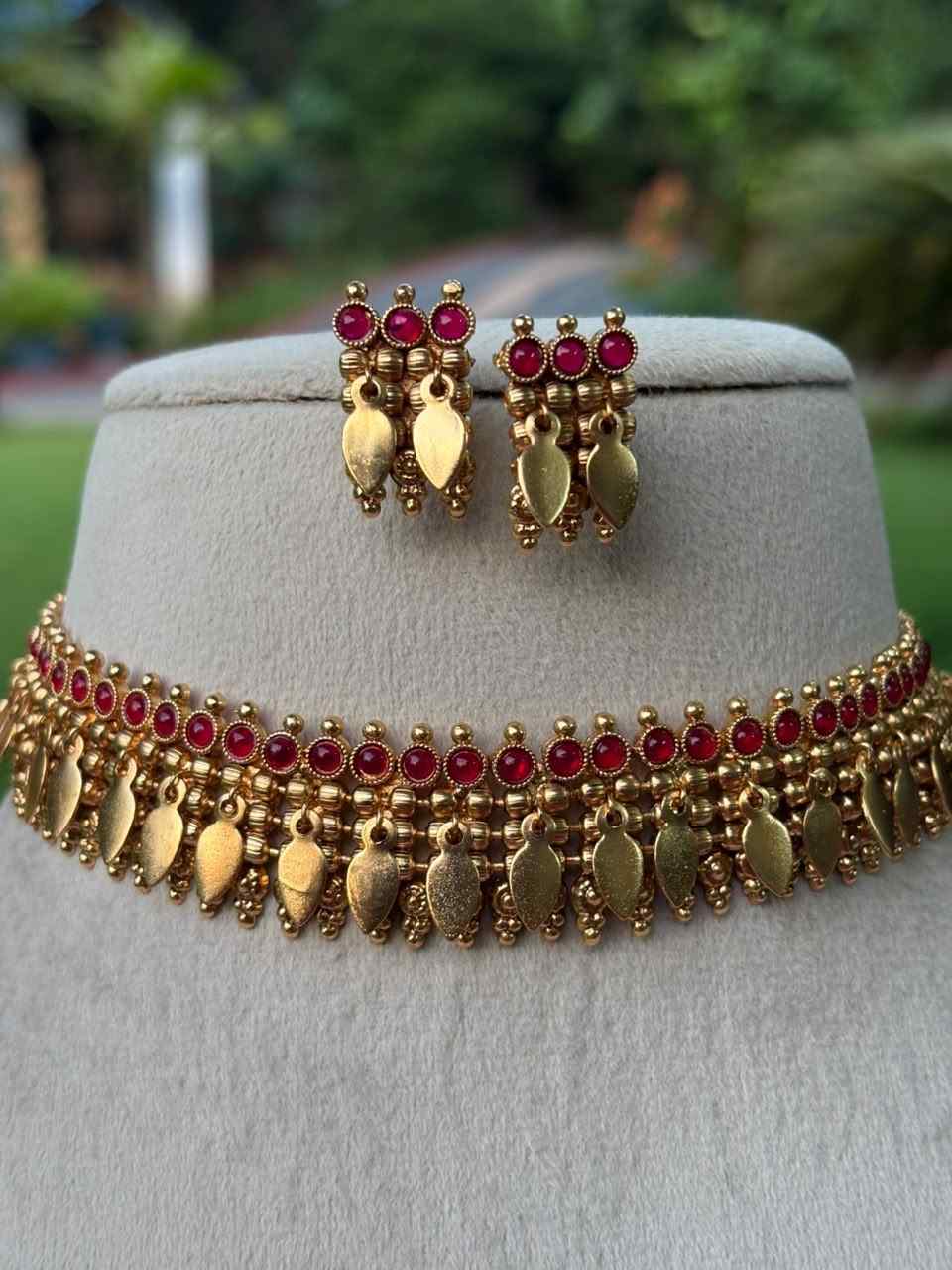 N0108 PREMIUM QUALITY Elakathali chocker