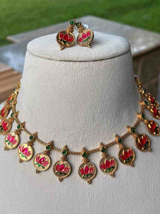 N0139 Lotus Necklace