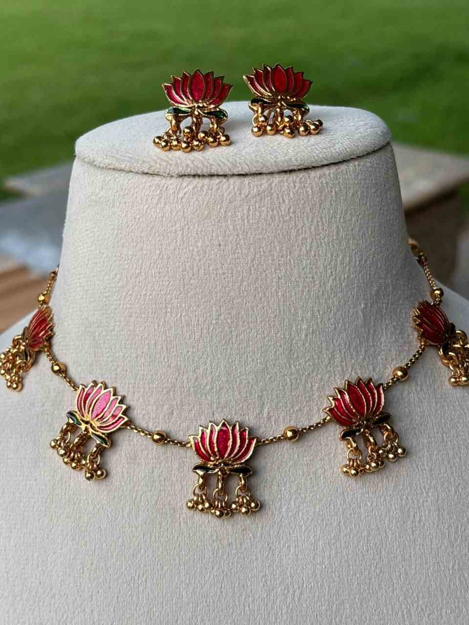 N0033 Manju Warrier Lotus Necklace