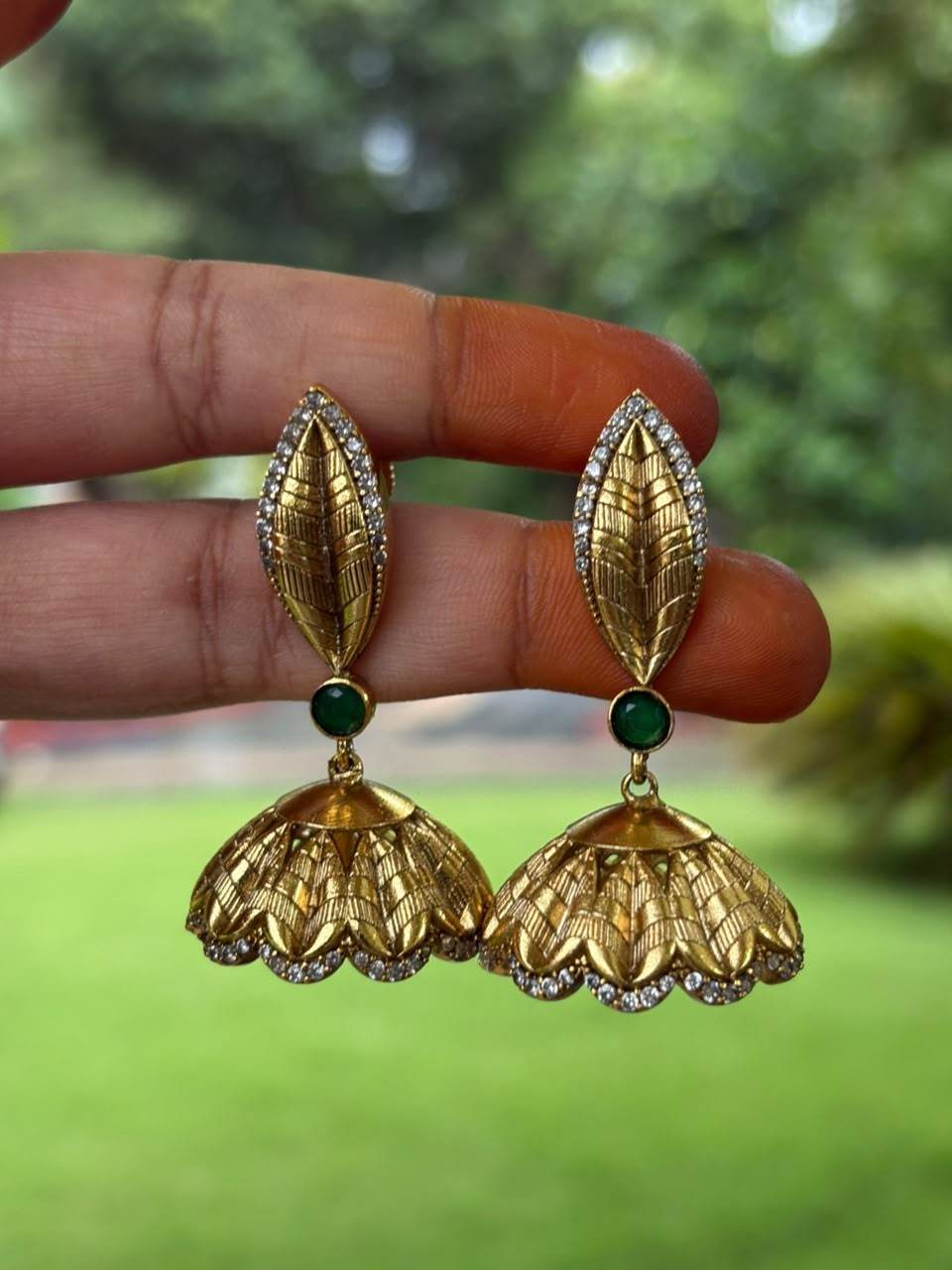 J0026 Petal Jhumka