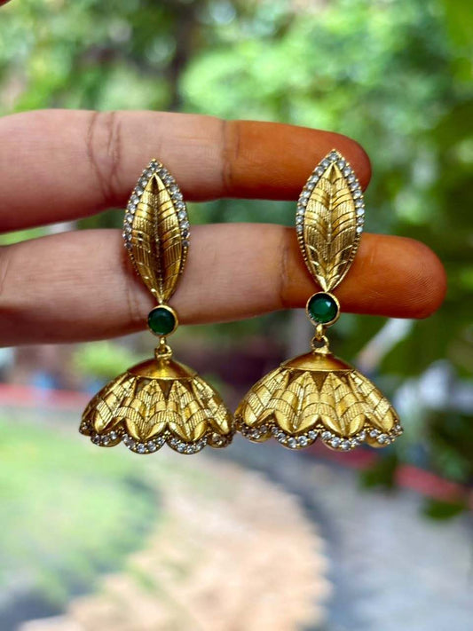 J0026 Petal Jhumka