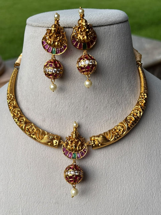 N0243 Lakshmi Floral Pattern kemp Hasli Necklace
